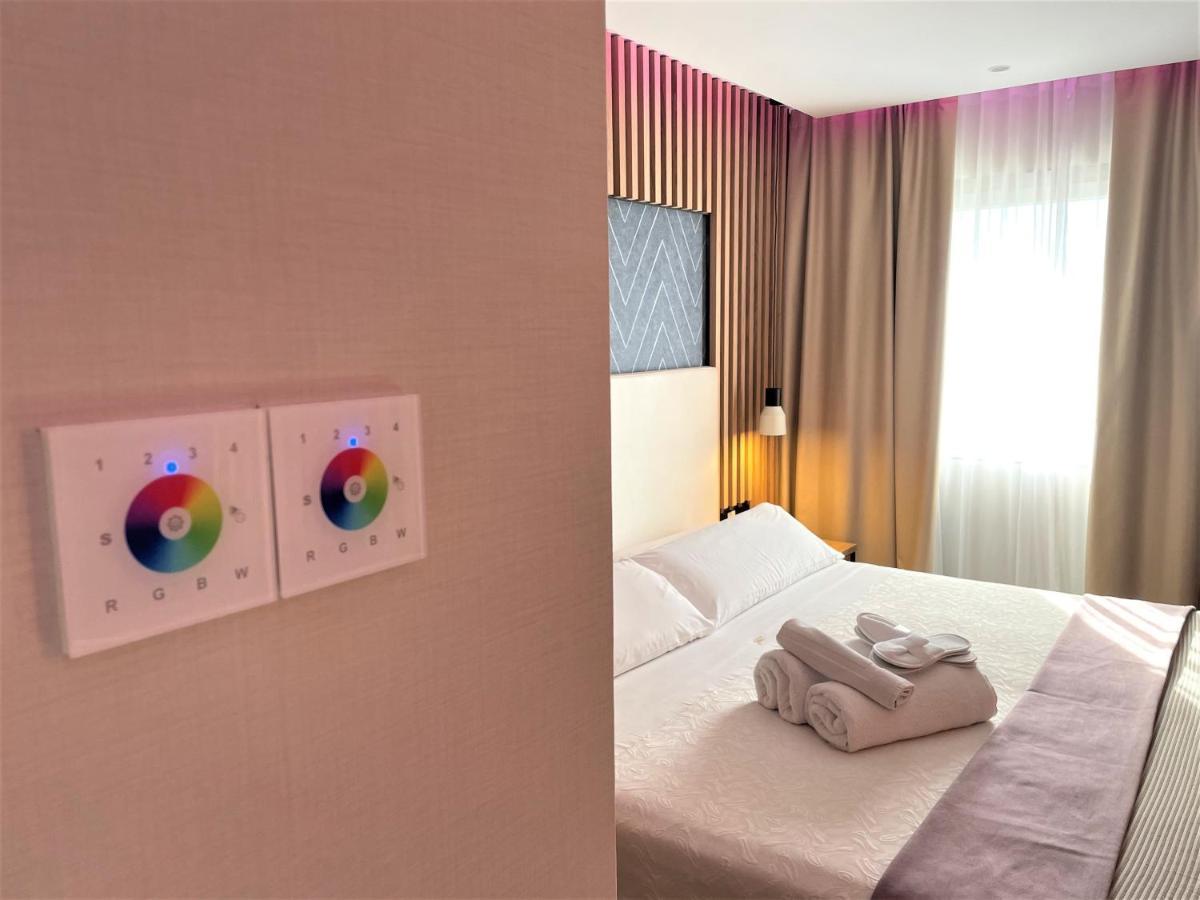 Felix Hotel Valls Ngoại thất bức ảnh