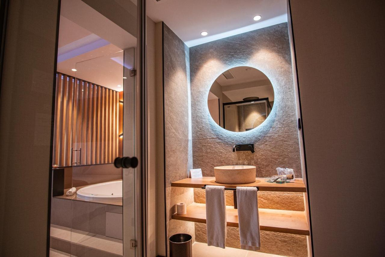 Felix Hotel Valls Ngoại thất bức ảnh