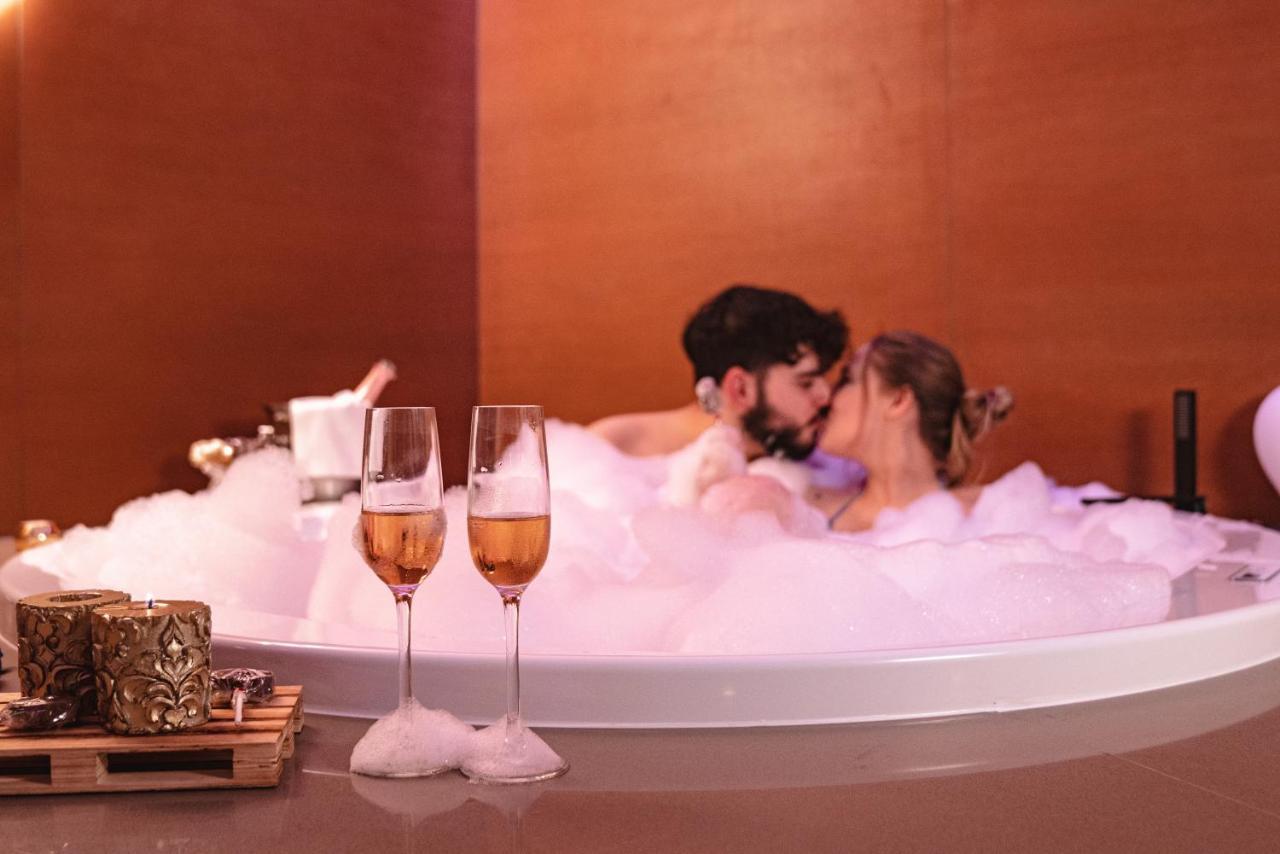 Felix Hotel Valls Ngoại thất bức ảnh