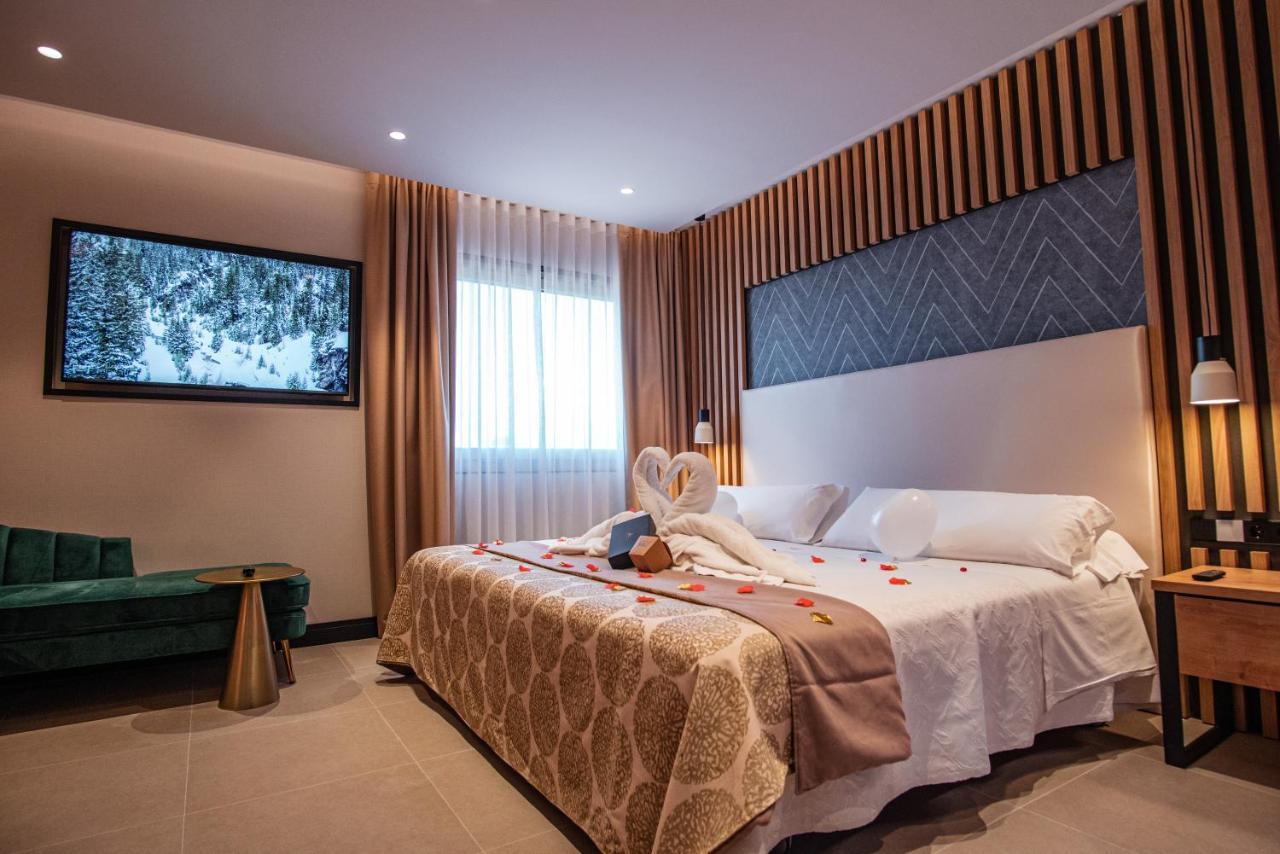 Felix Hotel Valls Ngoại thất bức ảnh