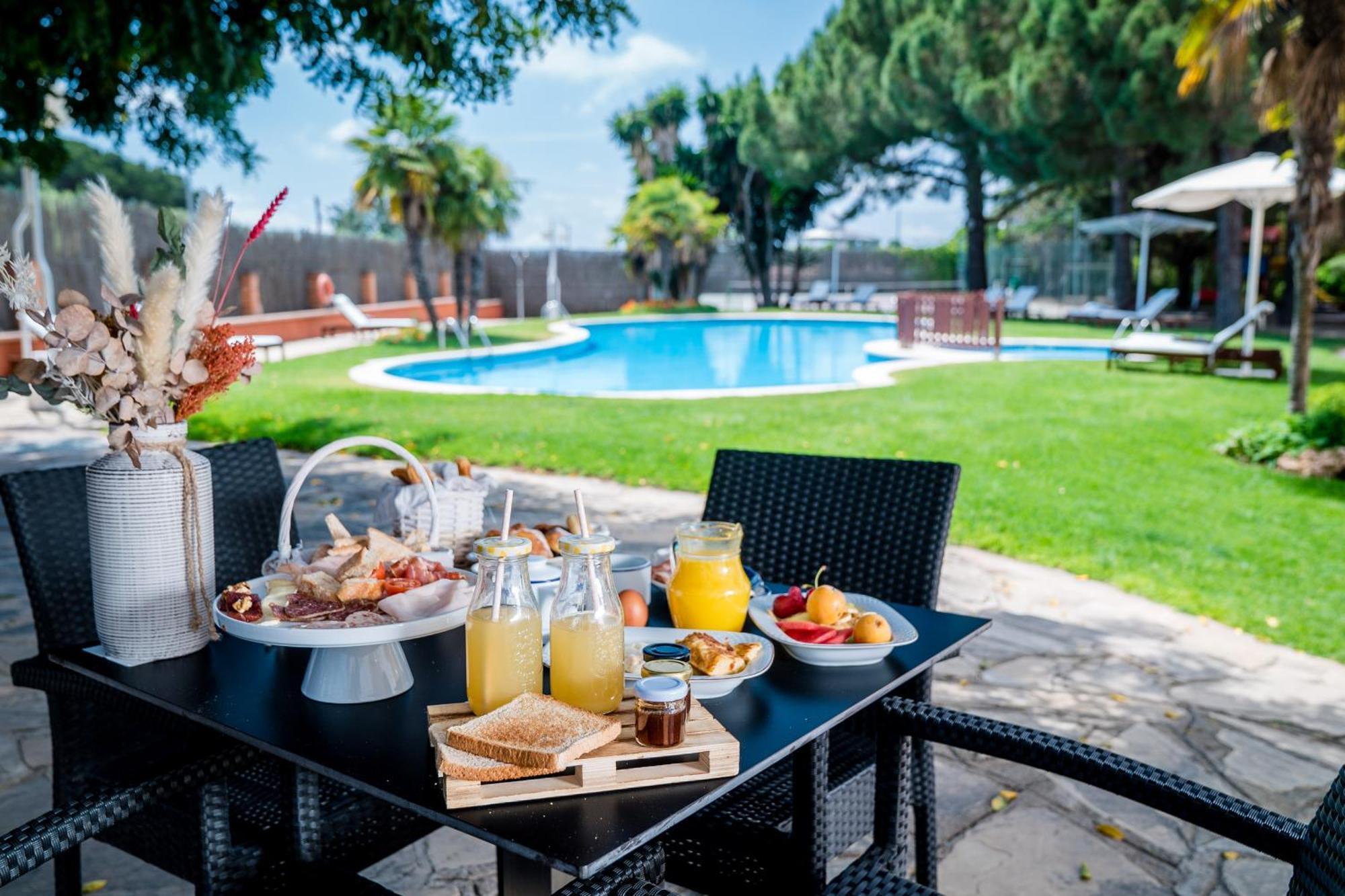 Felix Hotel Valls Ngoại thất bức ảnh