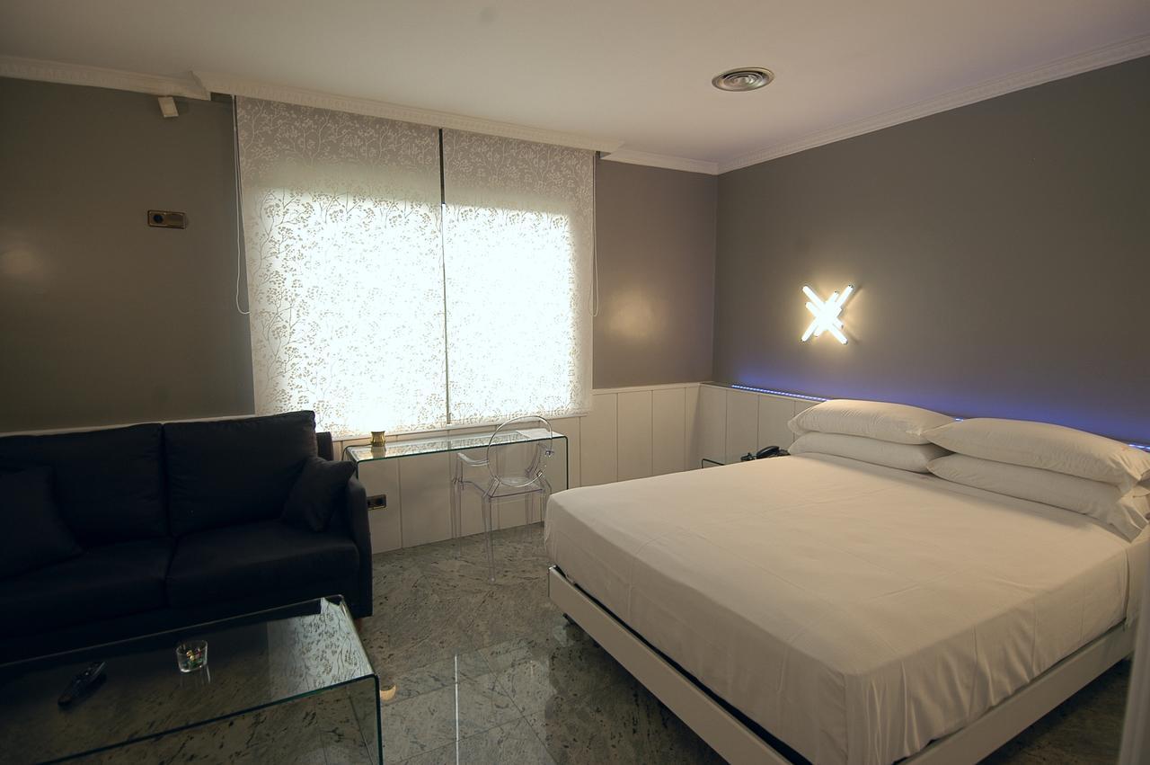 Felix Hotel Valls Ngoại thất bức ảnh